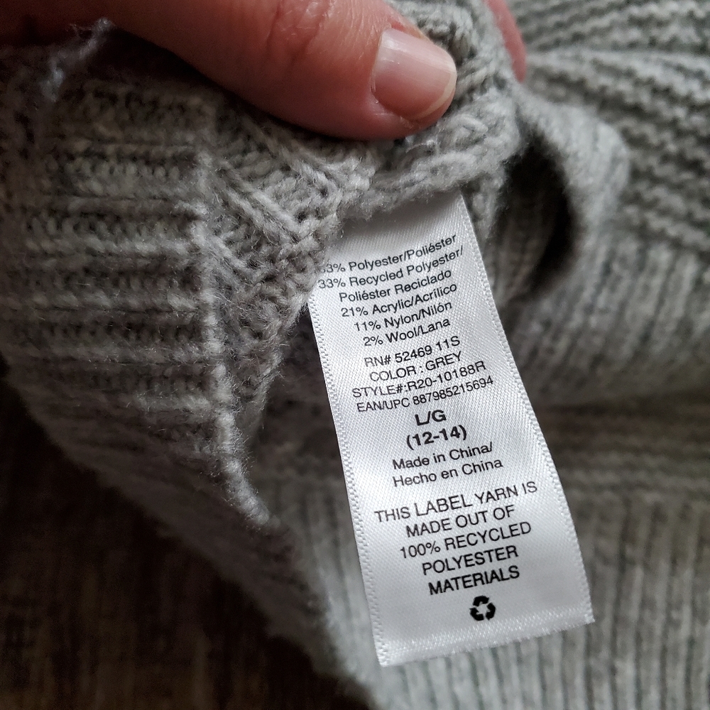 Soft cozy pullover - Picture 7 of 7